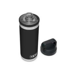 YETI - Rambler Flaske Med Chug Låg 769 Ml 13 YETI - Rambler Flaske Med Chug Låg 769 Ml -Nordisko Butik YETI Rambler Flaske Med Chug Laag 354ml 03.w610.h610.fill
