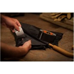 Gorilla Glue - Black Gorilla Gaffatape 11 M 9 Gorilla Glue - Black Gorilla Gaffatape 11 M -Nordisko Butik gorilla black tape 04.w610.h610.fill